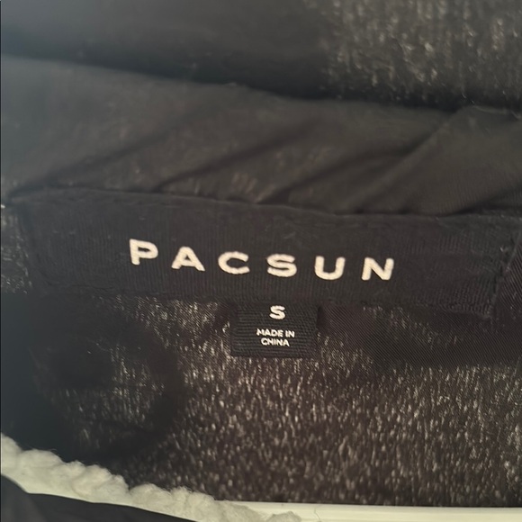 Yin Yang Fleece Jacket - Picture 2 of 3